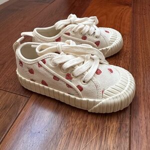 NWOT ZARA Kids Canvas Sneakers with Strawberry Print Size 6
